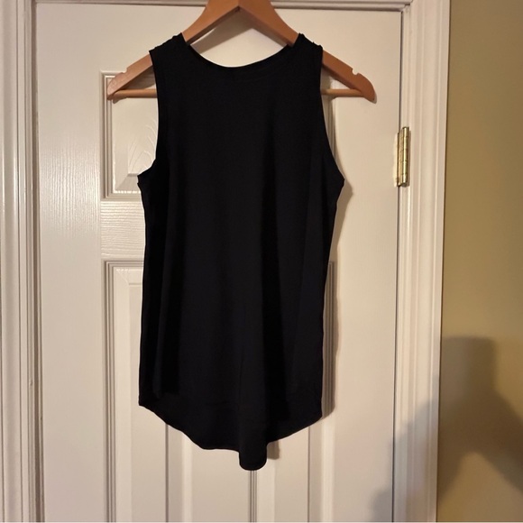 SPANX Black Sleeveless Tank Top — Size XS - Picture 2 of 5